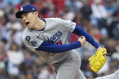 MLB(影)／佐佐木朗希控球回穩！大谷翔平打擊繳白卷  道奇仍以3：1奪勝