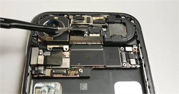 薄到5.6mm卻更好修　iFix評斷iPhone Air維修友善度獲肯定