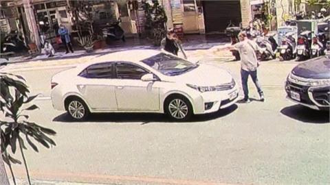 男報案車被偷！前女友擅借友人　警逮2男「車內搜出持喪屍煙彈」