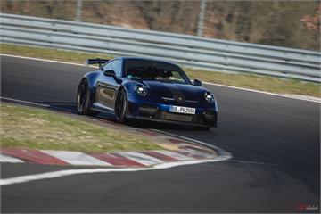 保時捷 911 GT3 以 6 分 56.294 秒征服紐柏林北環賽道