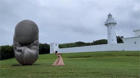 鋼性雕塑結合柔性舞蹈　感受國境之南藝術魅力