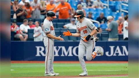 MLB(影)／468英尺怪力彈飛越足球場！梅奧轟進光芒球場沒人到過的「神祕禁區」