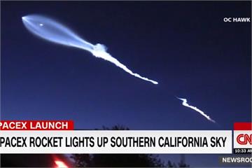 南加州神秘亮光 民眾報案稱看到不明飛行物！
