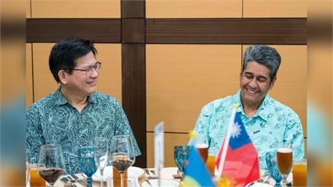 快新聞／25年邦誼篤睦！林佳龍率榮邦經貿團抵達帛琉　感謝惠恕仁伉儷設宴款待