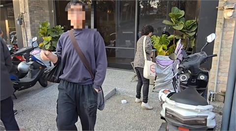 快新聞／柯爸告別式明登場！長孫柯傅堯現身靈堂　畫面曝光