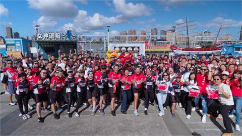 錠嵂41週年藍鵲自行車隊展開9天環台　260位車手熱血騎行