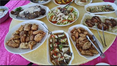 南韓女星尹到怡大啖鯛魚料理　宣傳台南美味