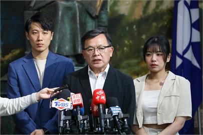 快新聞／張淵翔涉幽靈連署請辭獲准　國民黨再提柯文哲：不會有所退卻