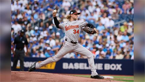 MLB(影)／偏離跑壘路線是為讓對手完成守備？二壘審爭議判決導致金鶯輸球