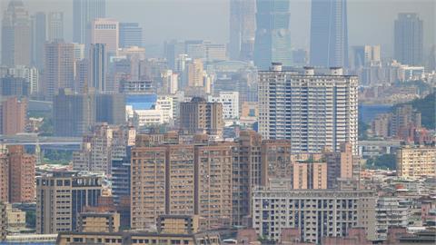 決策者(影)／房市交易量急凍！全台房仲創新史上高 飆近萬家？前房仲業務員曝關鍵.