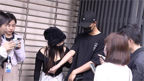 止汗劑惹的禍！　離香氛蠟燭太近引爆　女子臉被燻黑