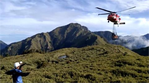 黑鷹直升機飛30趟 協助雪霸國家公園蓋山屋 