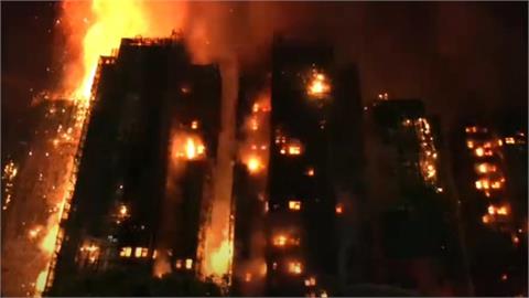 有片／香港「7棟大樓燒成火柱」噴火如火山爆發！增至13死「工人1動作」疑釀大火