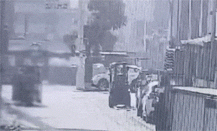 快新聞／高雄驚悚工安意外！工人「連人帶車」摔下4樓不治