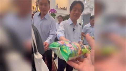 向前行(影)／藍白粉酸「萊爾校長」很得意？  溫朗東怒汙衊總統：別柿子挑軟的吃