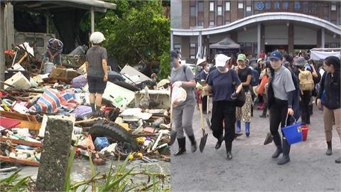 90歲阿公彎腰「帶鏟子獨搭火車」衝去花蓮救災！巨人背影曝光網淚：台灣老輩的硬氣