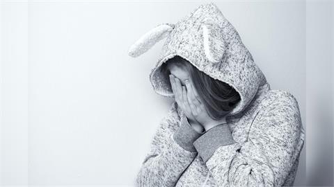 快新聞／北捷警前分隊長涉性侵女兒348次　開庭前夕驚傳身亡