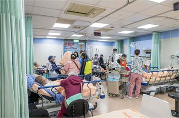 冷氣團來急診連三天爆就醫潮！   集中「三類病人」人數攀升