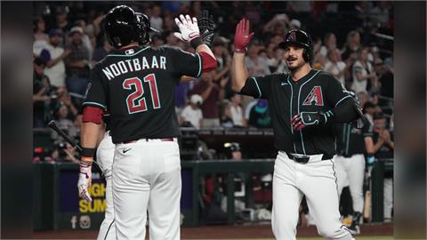 MLB(影)／擊球初速82公里的軟弱安打價值連城！亞瑞納多展現老將真正價值