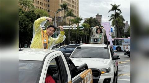 民進黨青年世代掃市場！　　「這兩人」人氣旺婆媽成粉絲