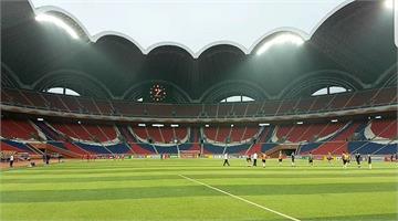平壤直擊／台灣航源對上金正恩最愛足球隊 世界最大體育場開戰