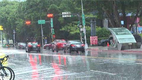 快新聞／別掉以輕心！基北北桃發布「大雷雨警戒」　19縣市豪大雨特報