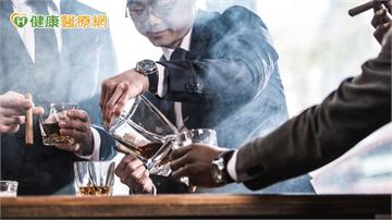 菸酒戒了也中！他健檢意外揪食道癌　醫示警高風險族群 - 民視新聞網
