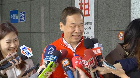 快新聞／被李貞秀怒噴「是狗」！鍾小平急向戴錫欽求救：快帶我植晶片