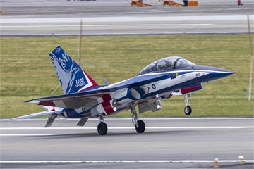墜機原因尚未釐清　空軍勇鷹高教機今恢復飛行訓練