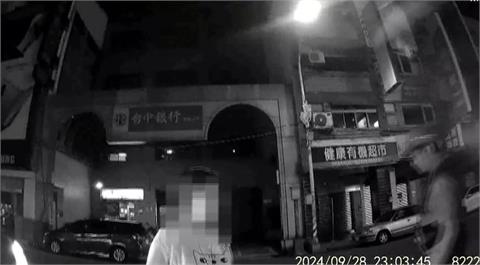 違規沒走行穿線被叭！婦人「理智線斷」怒擋車　挨罰...一千元飛了