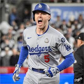 MLB(影)／弗利曼連續4場開轟！首局首打席兩分砲助道奇2:0領先