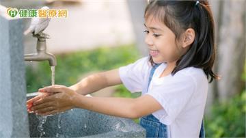腸病毒好發季將至！疾管署：勤洗手、定期消毒不可少