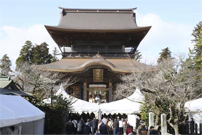 修復阿蘇神社匠心獨具　釘入大量鋁棒加強固定