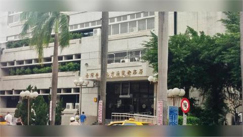 張文犯案後...白目男喊「丟煙霧彈不揪」　屏檢出手下場慘了