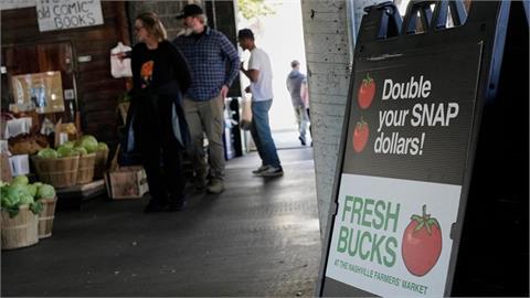 快新聞／川普又敗！美政府關門滿月　2法院下令動支預備金撥補食物券