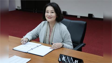 快新聞/吳思瑤提李慶安雙重國籍遭註銷立委 怒嗆李貞秀:憑什麼耍大牌