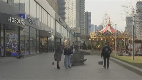 俄攻烏「錢」景堪慮　盧布貶至一年新低