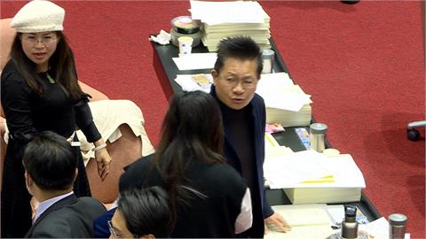 快新聞／吳春城「壯世代」遭質疑圖利　吳靜怡：別讓一顆屎毀了好心