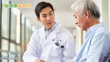 糞便潛血揪出直腸癌　七旬翁接受達文西手術助保留神經功能