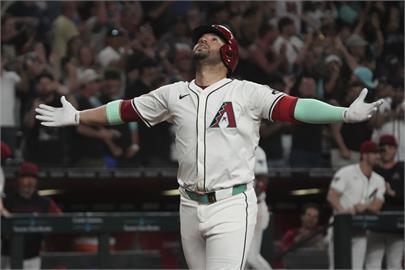 MLB(影)/響尾蛇重砲「開無雙」單場狂炸四響砲!可惜球隊仍以1分差落敗