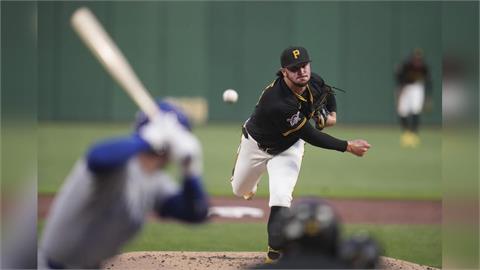 MLB(影)／火球狀元慘「遭小熊咬」！史基斯3.2局失3分仍是國聯賽揚獎大熱門