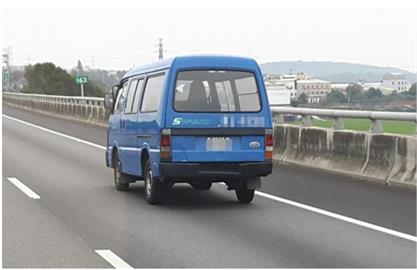 國道上別惹這4款車！公路警察曝「藍色廂型車」用途：沒違規沒傷害