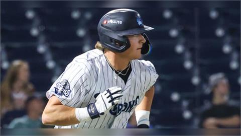 MiLB(影)／季後賽最多勝投手派提特兒子不漏氣！洋基小聯盟首戰就在老爸面前開轟