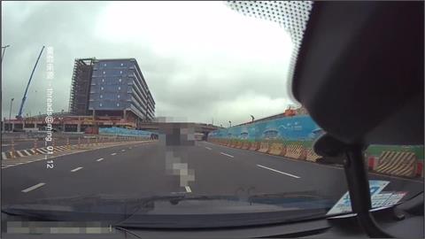 迷路又趕飛機！港籍旅客國道上狂奔　航警及時協助引導
