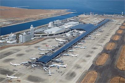 日本關西機場驚傳男子闖跑道管制區　7航班被迫轉降其他機場