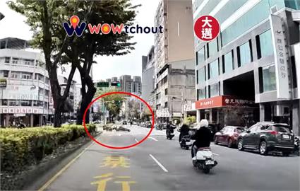 好痛！鬼切釀碰撞騎士雙噴飛　地上狂滾三圈