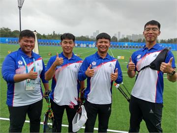 快新聞／世大運台灣隊射箭反曲弓男團勇奪銀牌！　追平最佳成績