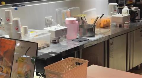 木瓜切掉發霉部位續賣？　桃機木瓜牛奶店停業　　執行長傳死訊