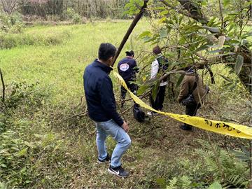 快新聞／確定是失聯父親遺體　林葉亭認屍情緒崩潰