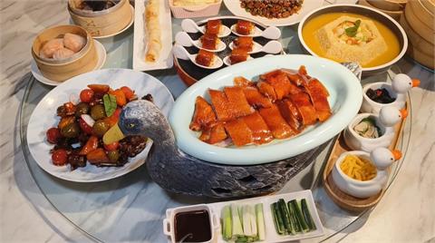 一鴨四吃！「廣式片皮鴨」酥脆、「烤鴨握壽司」驚艷味蕾